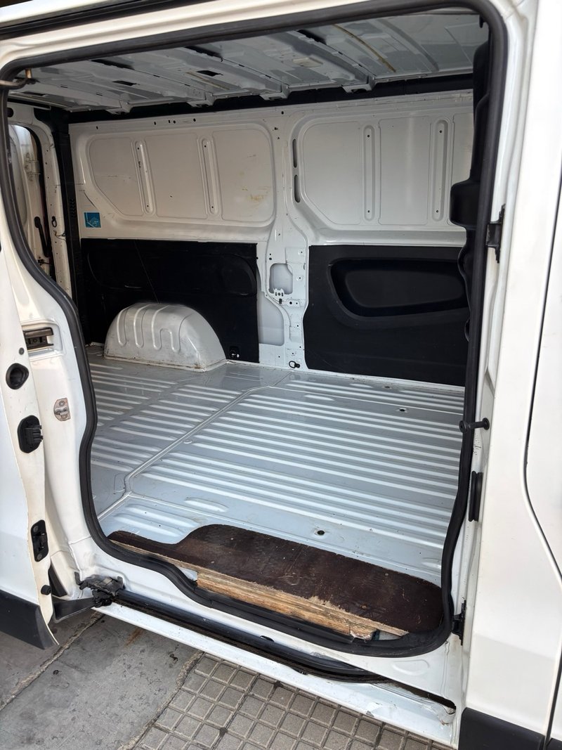 Opel Vivaro 2018, foto 11