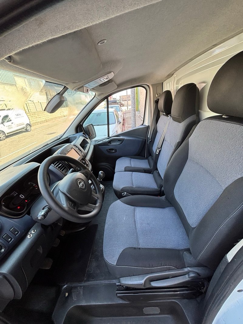 Opel Vivaro 2018, foto 8