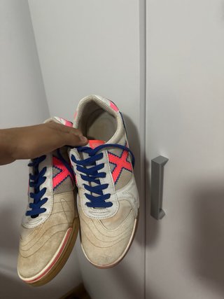 Zapatillas Futsal Munich Beige y Azul