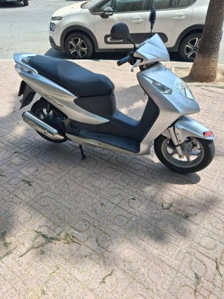 Honda Dylan 125