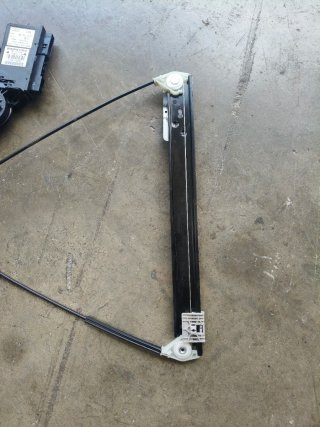 Elevalunas Delantero Derecho Audi A4 B7