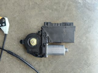 Elevalunas Delantero Derecho Audi A4 B7