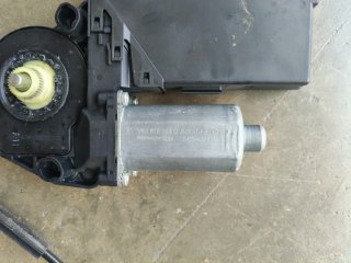 Elevalunas Delantero Derecho Audi A4 B7
