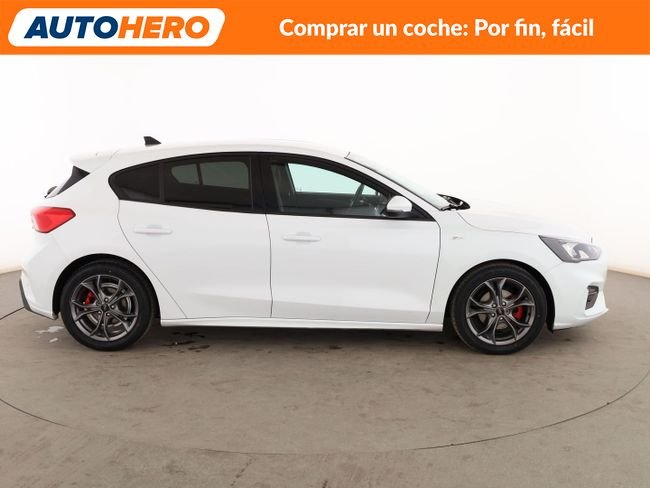 Ford Focus 2022, foto 7