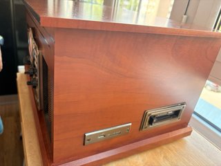 Tocadiscos Retro INVES (Fallo en descripció)