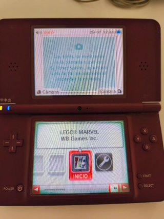 Nintendo DSI XL Roja