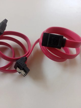 Cables de datos SATA (2 unidades)
