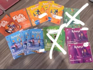 Libros sm revuela y kid's box.3 primaria