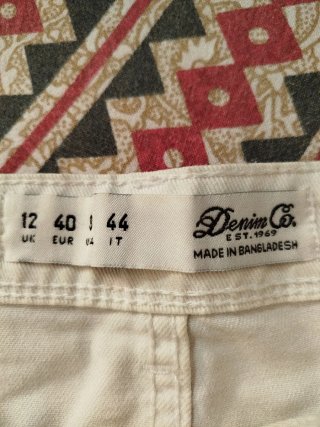 Pantalón corto blanco