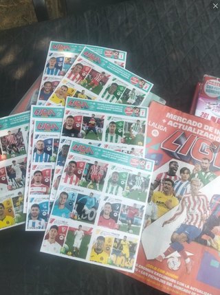 Álbum Liga Este 23/24 Inlcuye 3 Yamal RC