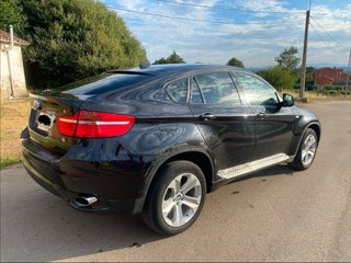 BMW X6 2011