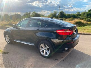 BMW X6 2011
