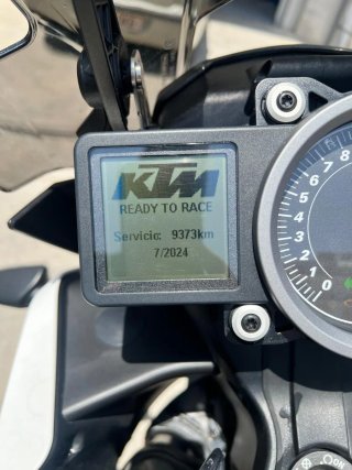 KTM 1090 Adventure R - Panel de Instrumentos