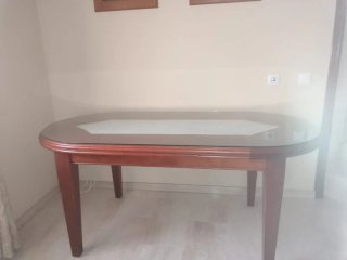 Mesa comedor extensible madera cerezo con cristal