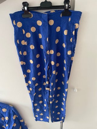 2x1 Blusa y pantalón Zara lunares azul y beigeXS/S