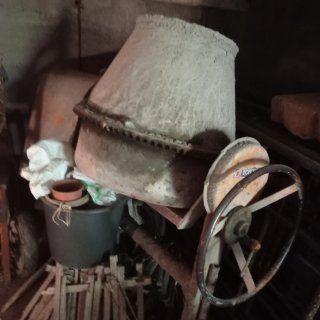 Herramientas de construcción y encofrado