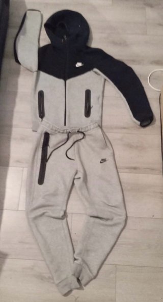 Conjunto chándal Nike