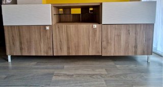 Mueble TV Besta Ikea Madera y Cristal