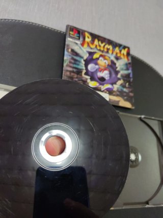 Juego Rayman PS1 Ubisoft primera serie