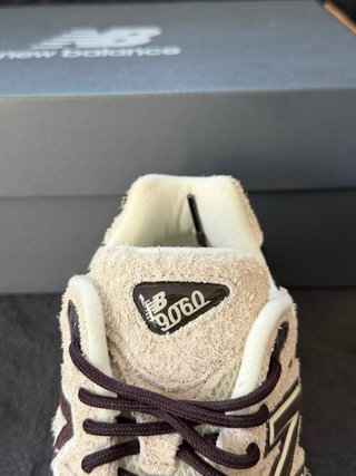 New Balance 9060 cow print numero 39.5 da donna.