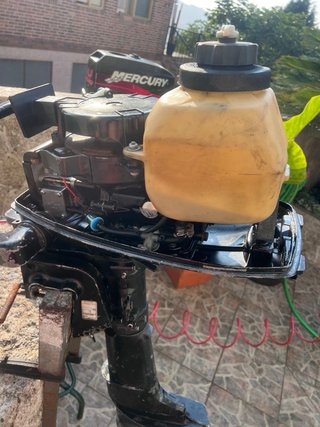 Motor fueraborda mercury 4 cv 2 tienpos