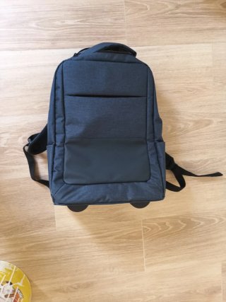 Mochila convertible con ruedas