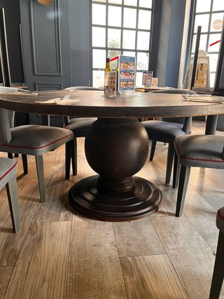Mesa comedor redonda madera maciza, 6-7 comensales