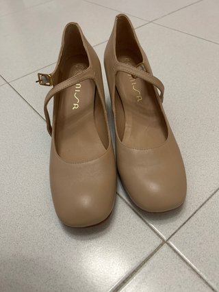 Zapatos Unisa Talla 38 Beige Nuevos