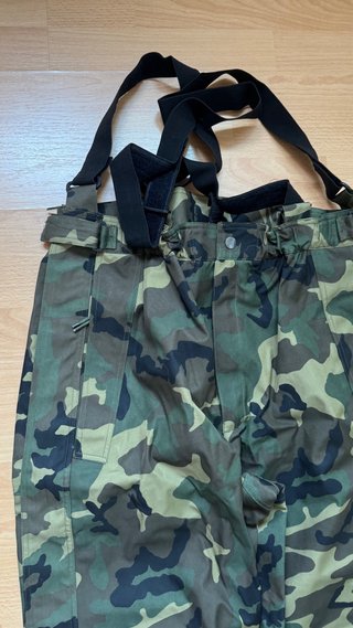 Traje de intemperie camuflaje