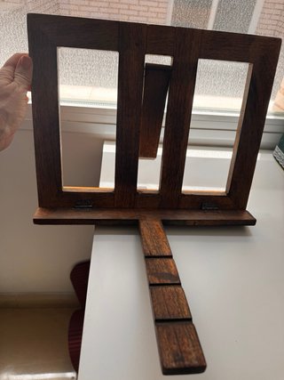 Atril de madera