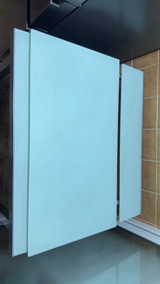 Mesa auxiliar extensible cristal y metal