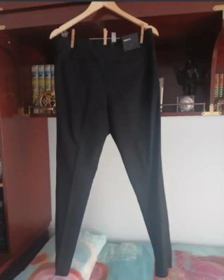 Pantalones negros