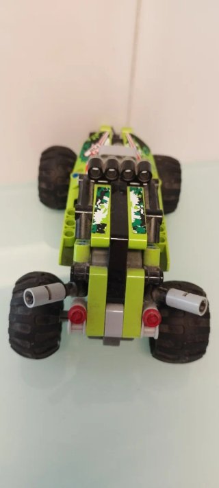 Lego Technic 42027 - Coche de Carreras
