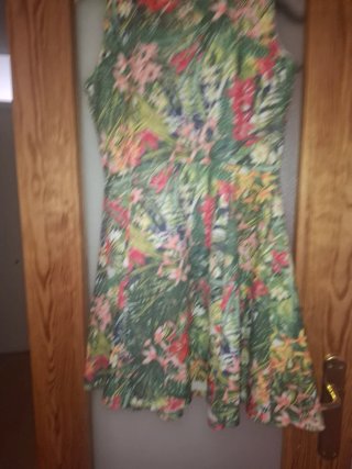 Vestido Roberto Torretta 42,estampado floral.