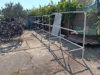 Estanterías metálicas tubulares