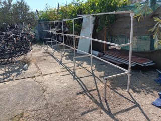Estanterías metálicas tubulares