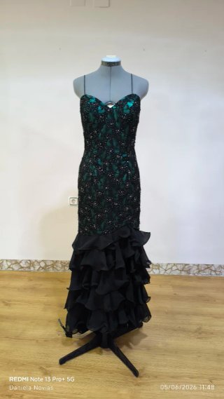 Vestido de fiesta negro y verde