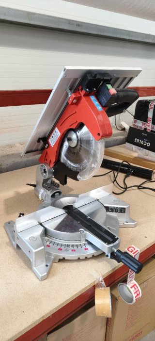 Ingletadora Stayer Mod. SC305 CW