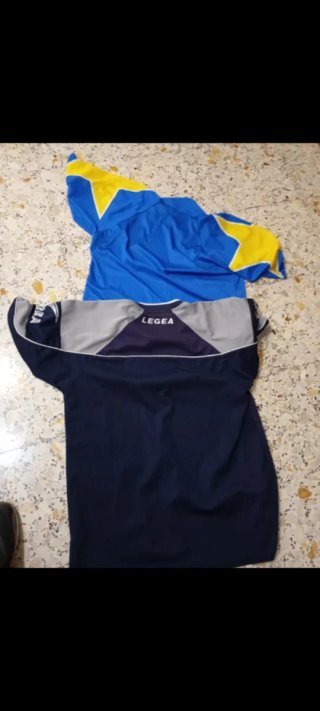 2 maglie calcio taglia XL