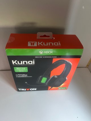 Auriculares TRITTON Kunai Xbox One