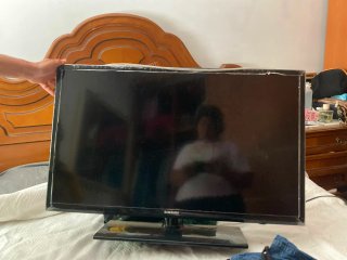 Televisión Samsung Negra NEGOCIABLE