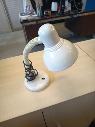 Flexo de mesa blanco
