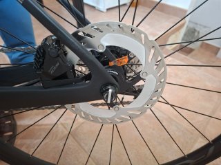Ruedas Shimano RS Disco montadas y a ESTRENAR