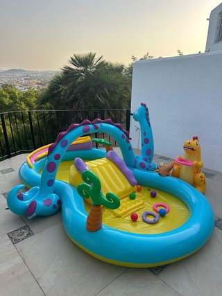 Piscina Hinchable Dinosaurio con Tobogán