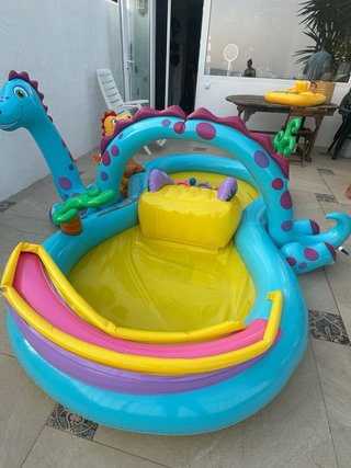 Piscina Hinchable Dinosaurio con Tobogán