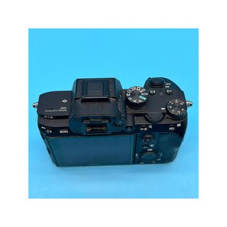 - Sony Alpha 7 III cámara mirrorless full-frame