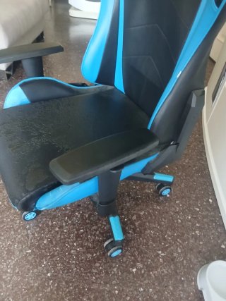 Silla Gamer Negra y Azul  URGE VENDER