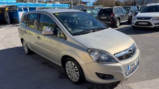 Opel Zafira 2011