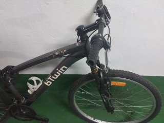 Bicicleta B'Twin Rockrider 5.1 26