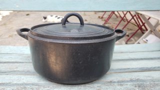 Ollas antiguas de Hierro Fundido